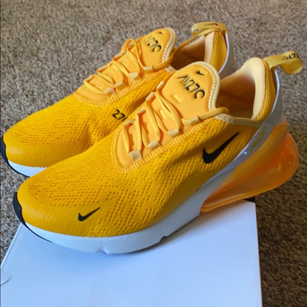 Nike air max 270 university gold